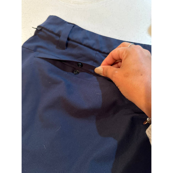 Lululemon Commission Dress shorts - Picture 4 of 8